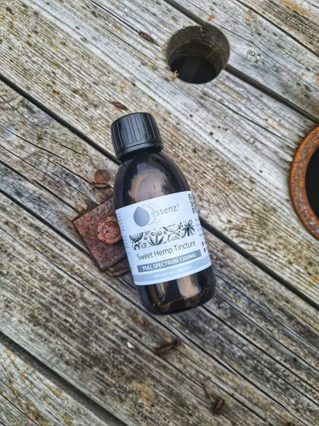 Syrop z Konopi Sweet Hemp Tincture Full spectrum 1500 mg | TanieSianie.pl